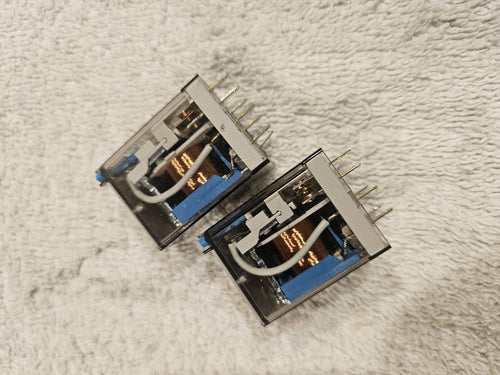 2 x Finder 55.34.9.110.0040, 110V DC 7A 250V Steckrelais new no Box, Neu Unused