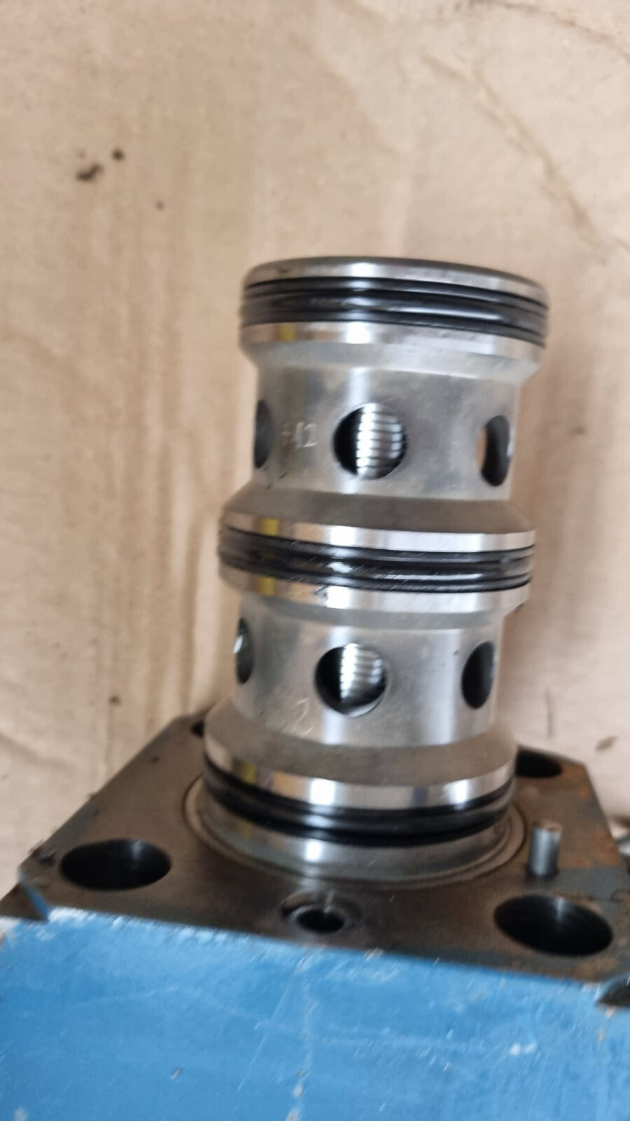 Bosch Rexroth 3WRCE 32 L001-1X/SG24/M, R900901789, 00566057, Finn Power, Valve