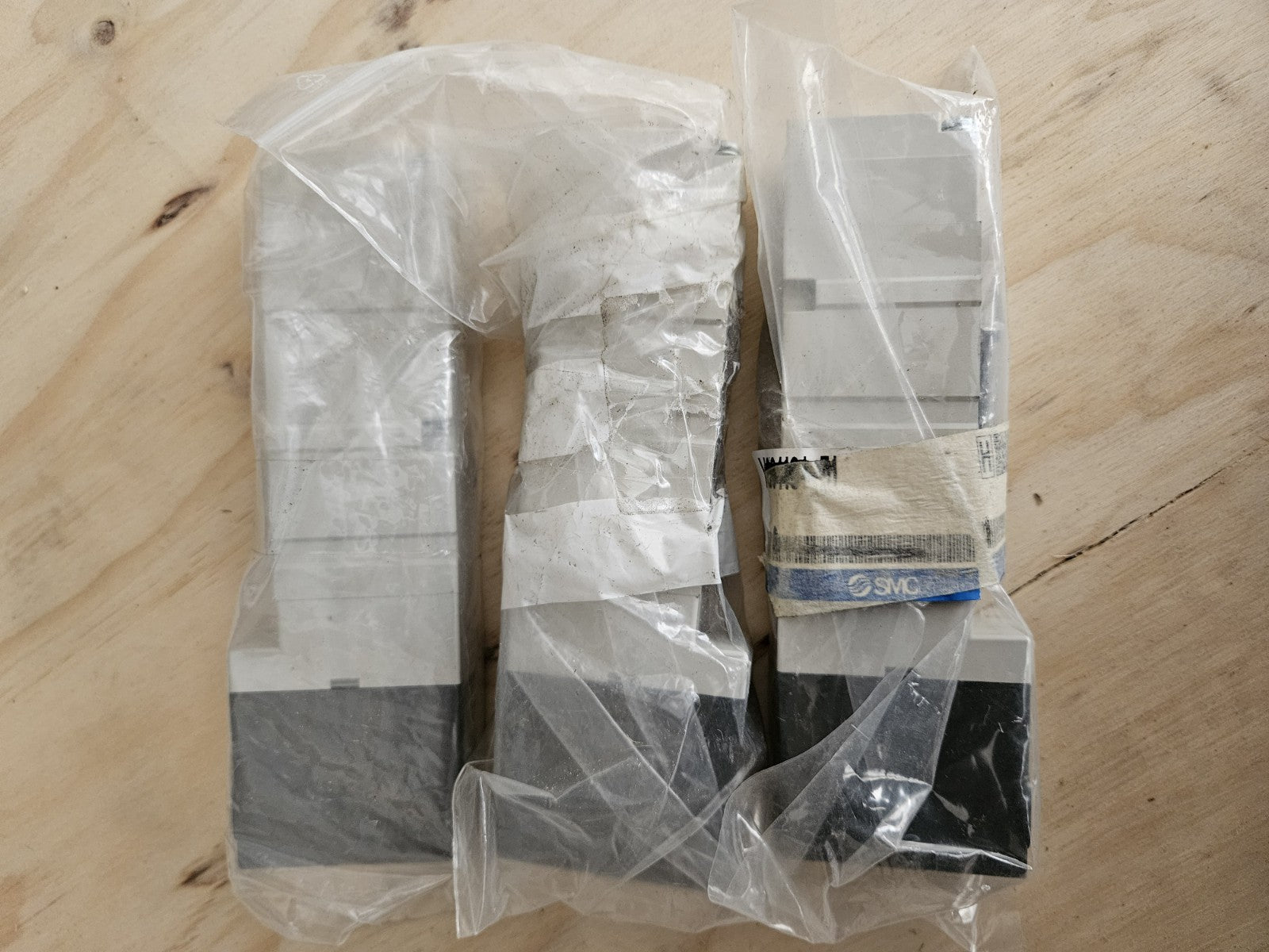 1 x SMC VQC4201-51 solenoid valve NEW Sealed Unused Neu/ovp