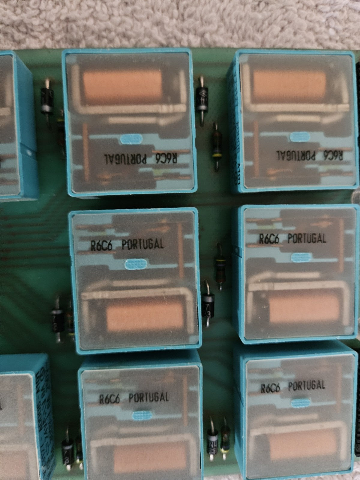 Krauss Maffei ERNI Relay Control Board Siemens  V23127/Potter & Brumfield Relays