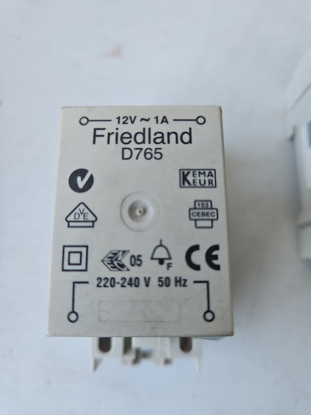 FRIEDLAND D765 Klingel Trafo Transformer 220-240 V 12V Neu Unbenutzt Hutschiene