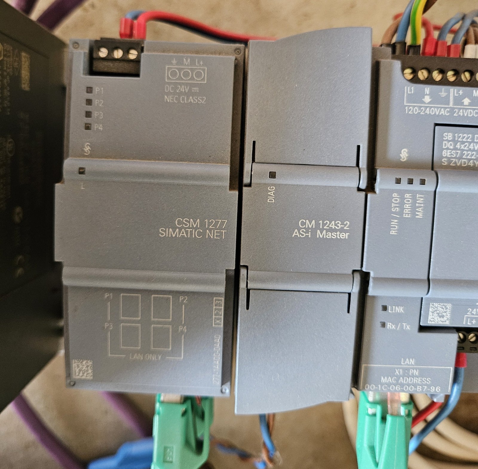 Versuchsaufbau mit Siemens Simatic S7-300 314C-2PN/DP CPU, Coupler, Repeater u.a