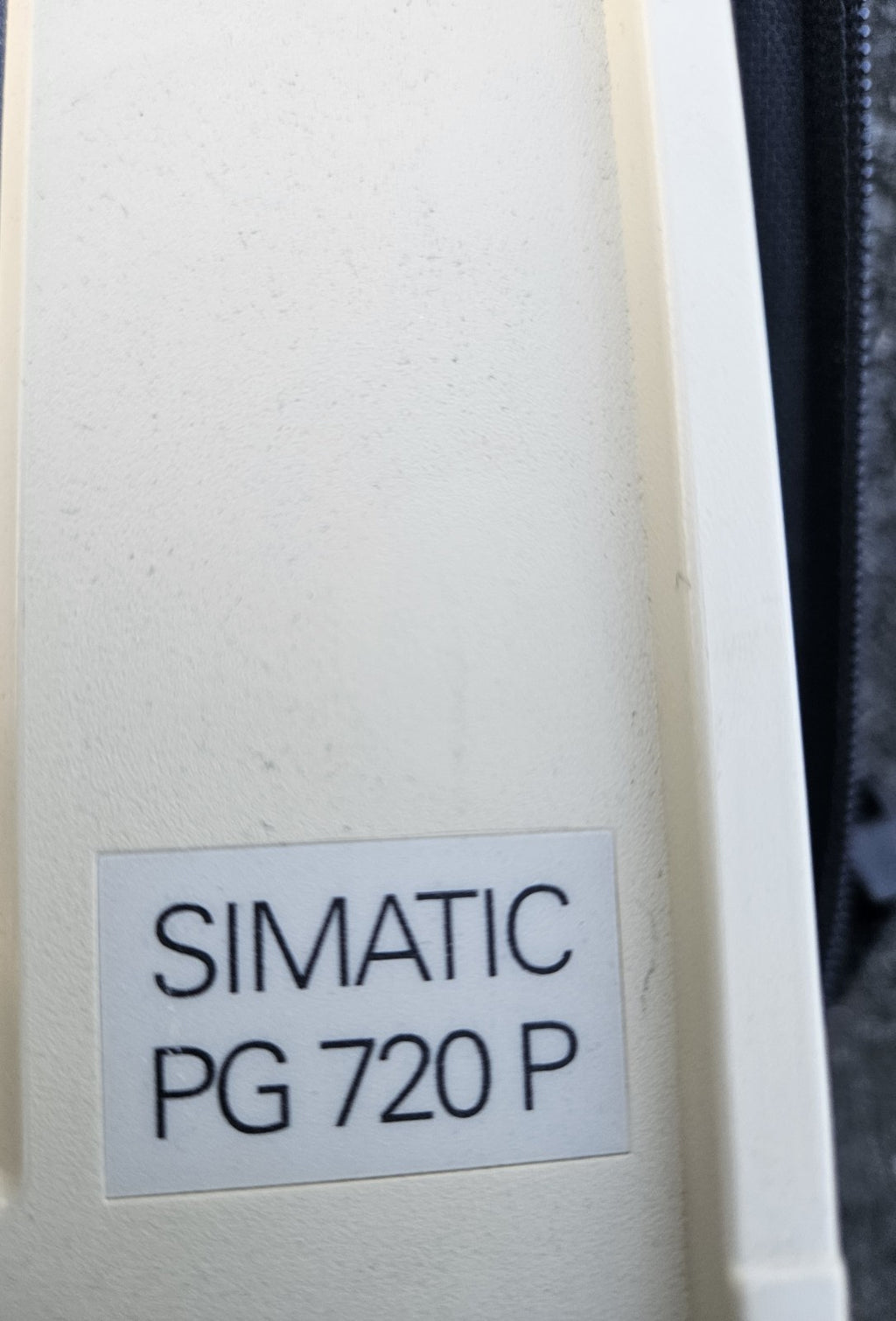 SIEMENS Simatic PG720P device, carry Bag, power supply etc, working used