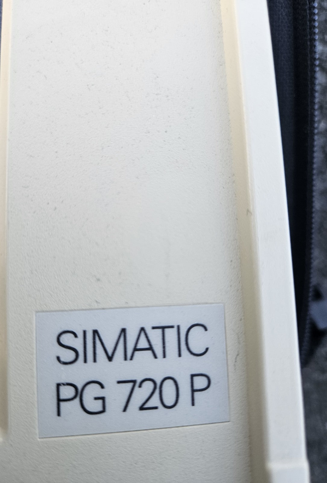 SIEMENS Simatic PG720P device, carry Bag, power supply etc, working used