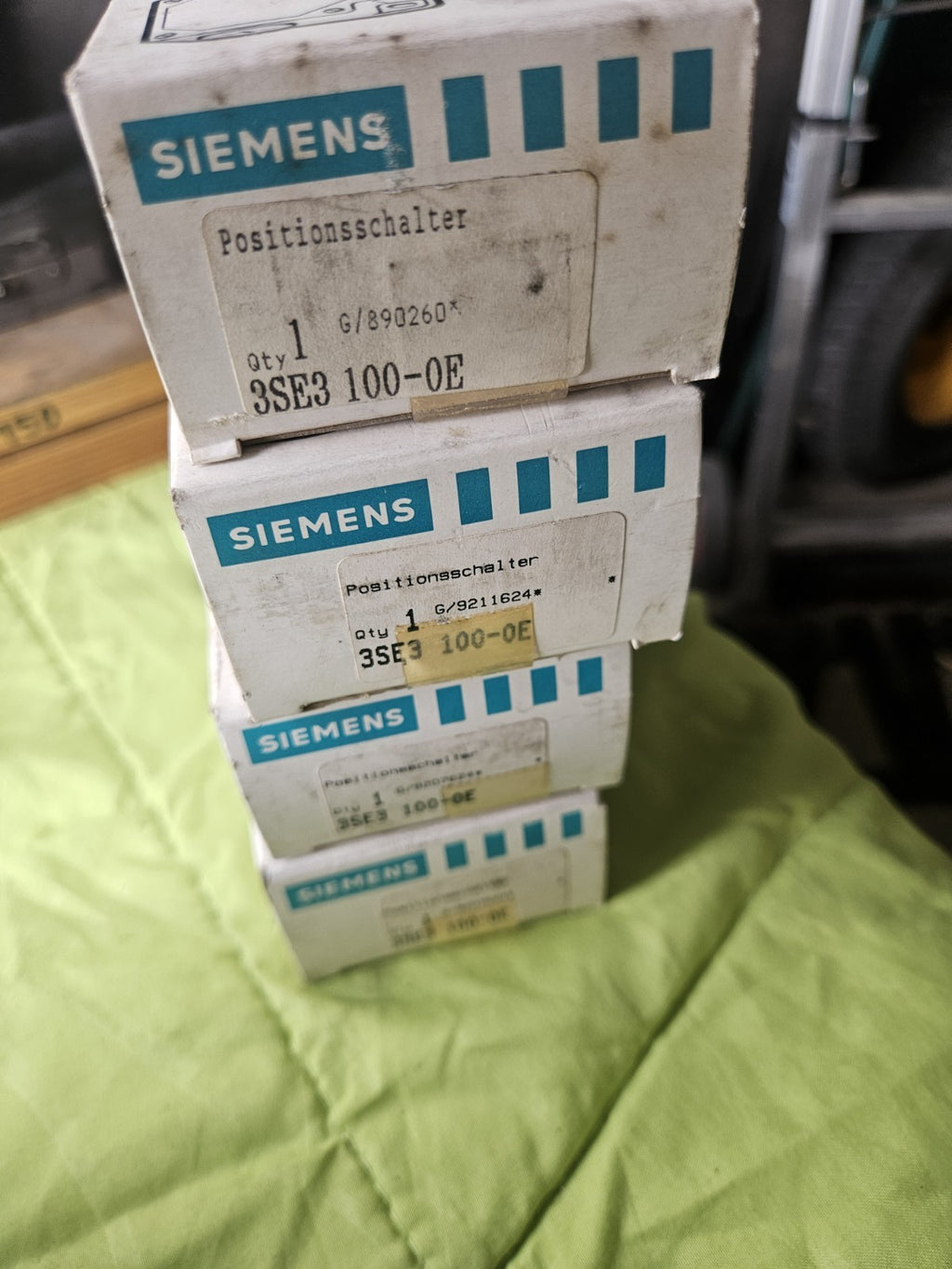 Siemens limit switch 3SE3100-0E 3SE3 100-0E Positionsschalter Neu/Ovp, New 