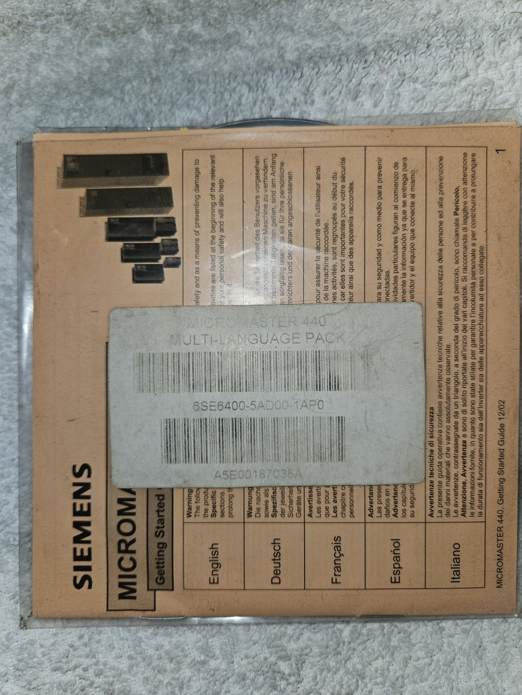 Siemens A5E01045378A + 6SE6400-5AD00-1AP0 Micromaster 420/430/440 Software, new