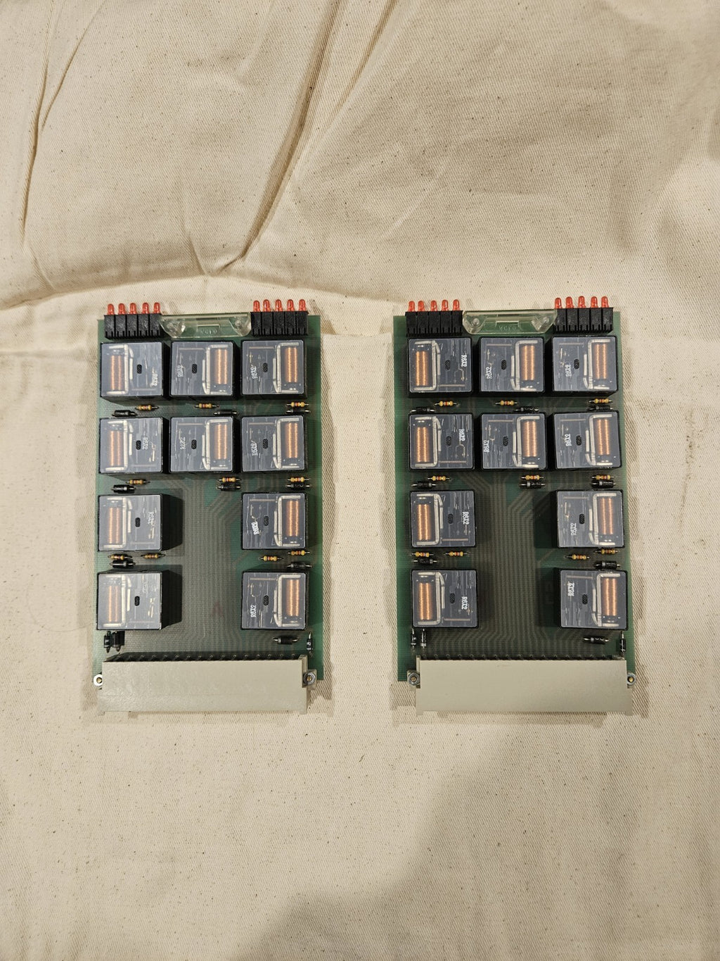 2 x Krauss Maffei Relais Karten, Siemens PC 612 F B1300-F407, R6X2 used,Tested