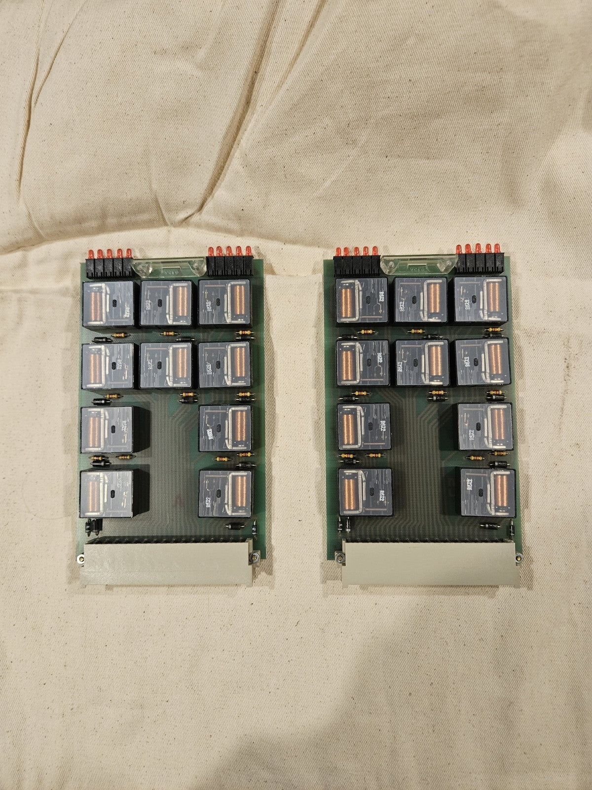 2 x Krauss Maffei Relais Karten, Siemens PC 612 F B1300-F407, R6X2 used,Tested