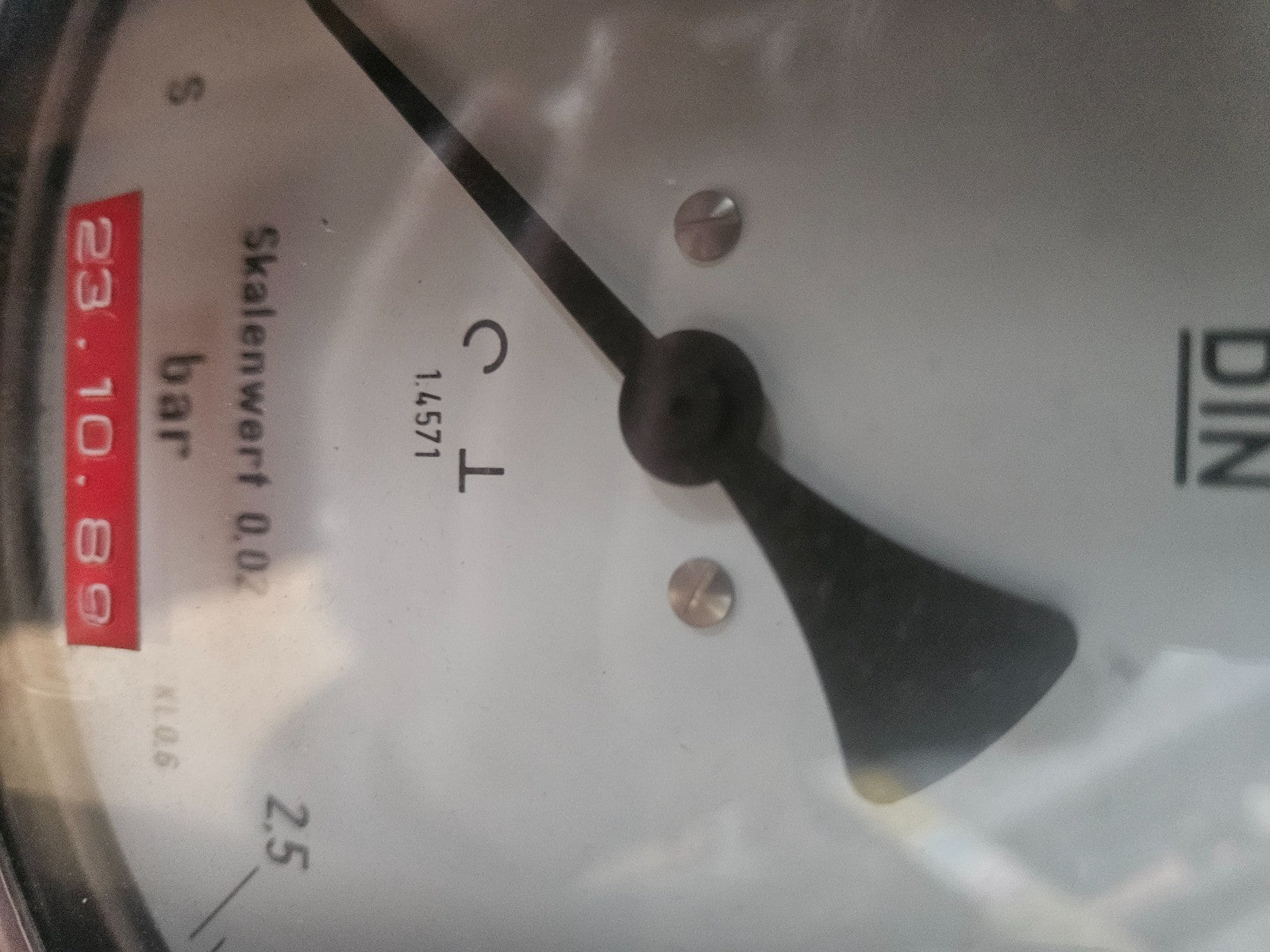 WIKA Manometer Glyzerin 233.30.100, diverse Modelle zur Auswahl G1/2"B, neu/ovp