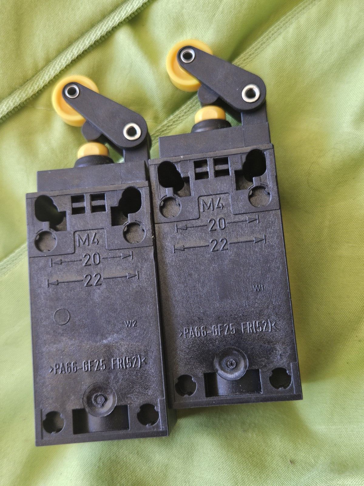 1 x EATON LSR-S02-1-I/TKG Sicherheitsschalter IEC 60947-5-1, New Neu Unused