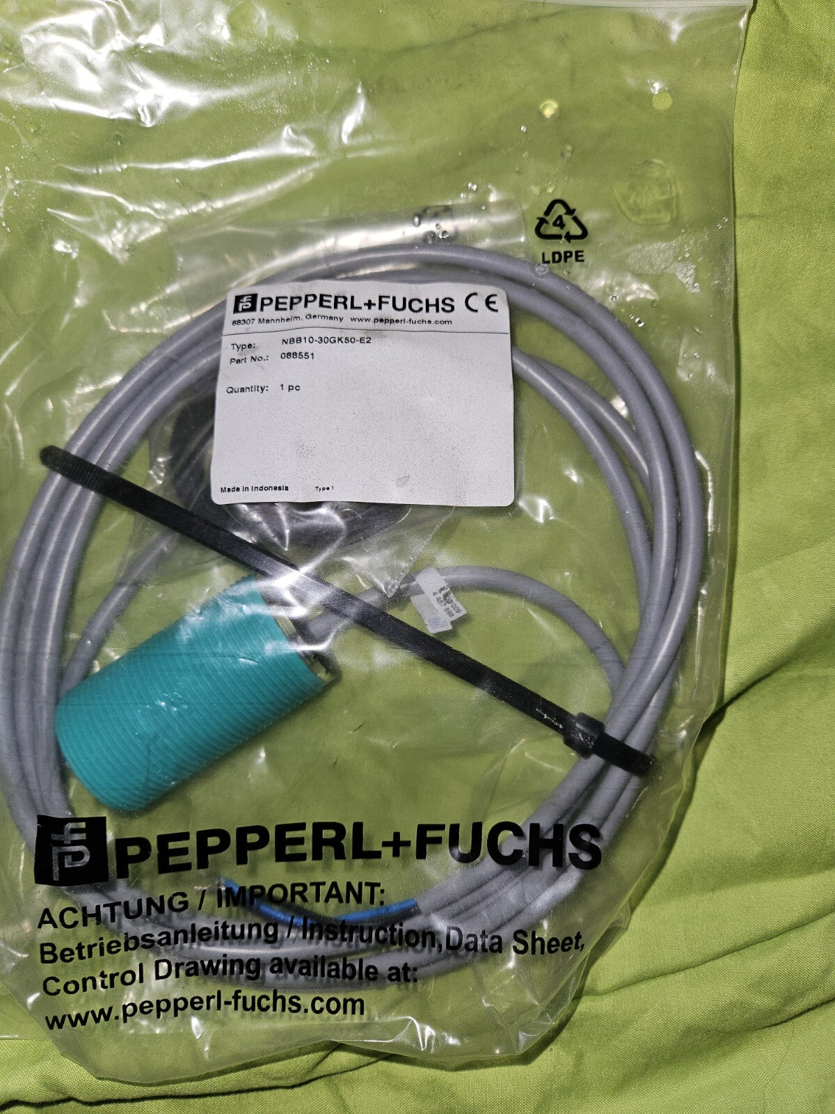 Pepperl+Fuchs Fabrik Induktiver Sensor NBB10-30GK50-E2,  088551 New! Neu/ovp