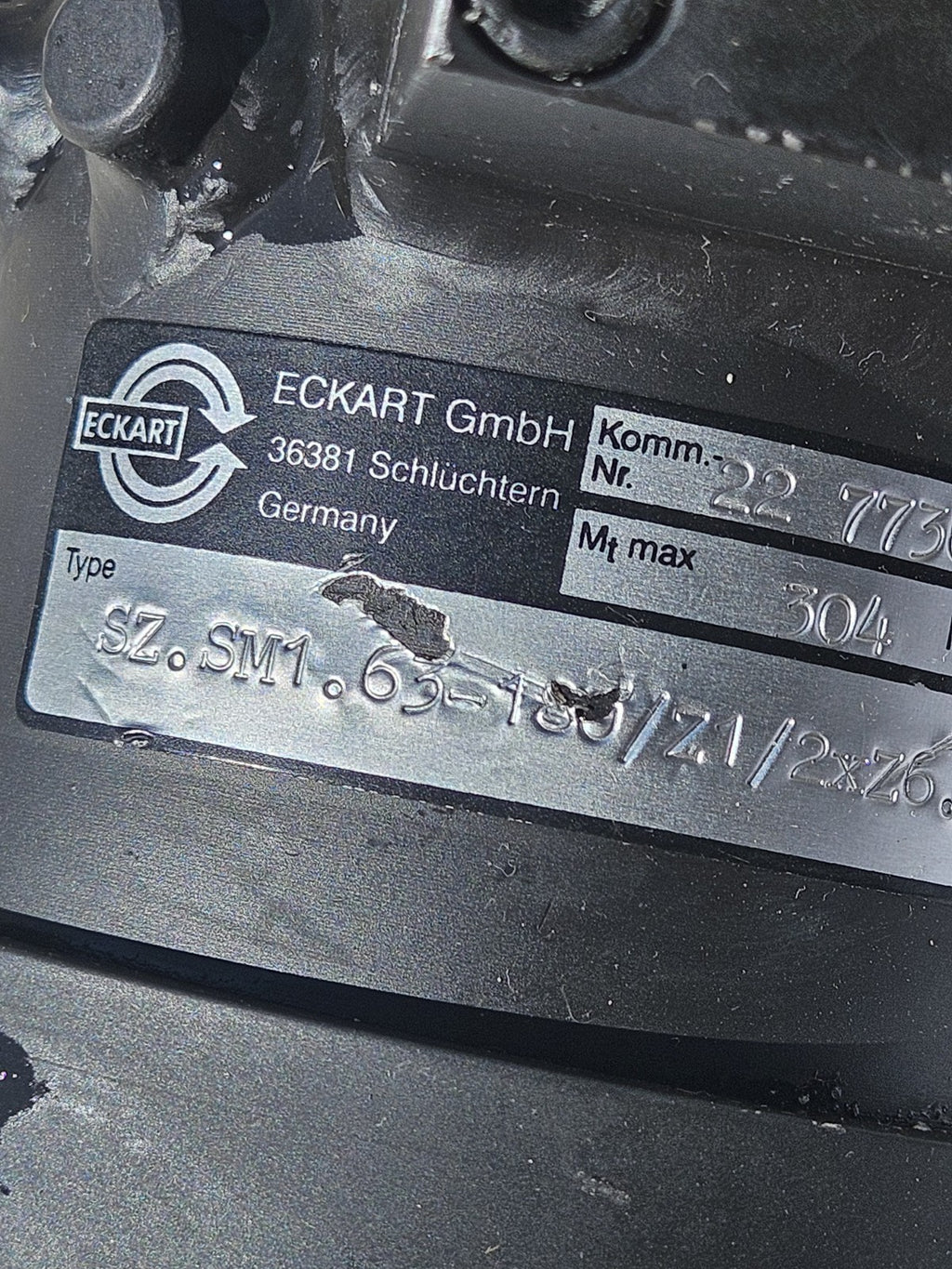 ECKART SZ.SM1.63-180°/Z1/2xZ6.2/S0/U, 227736 Hydraulik-Schwenkmotor 304Nm 100bar