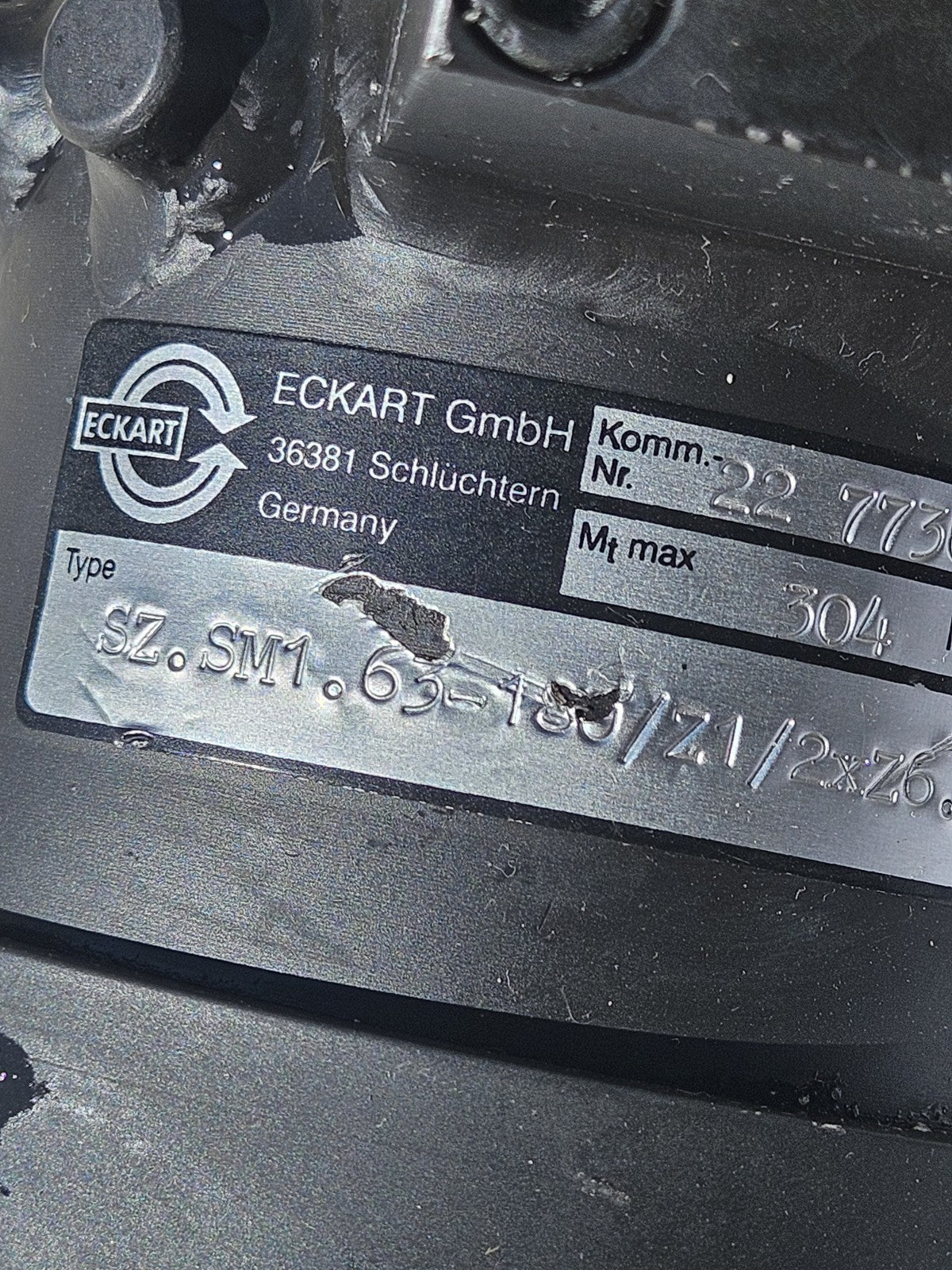 ECKART SZ.SM1.63-180°/Z1/2xZ6.2/S0/U, 227736 Hydraulik-Schwenkmotor 304Nm 100bar