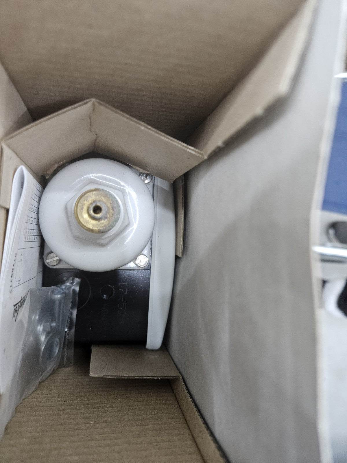 Danfoss 017-529166 RT110 Druck Schalter 0.2-3 Stange G3/8, 0.08-0.25 New, NEU
