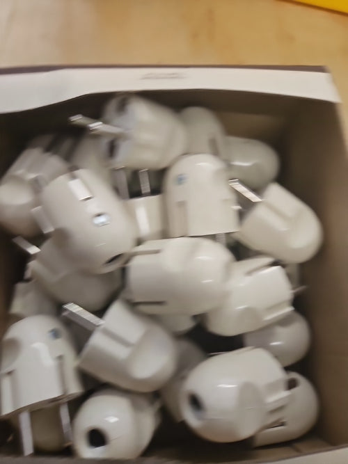 30 x Schuko Stecker bruchgeschützt weiss Merten 122427 - NEU/Ovp Unbenutzt