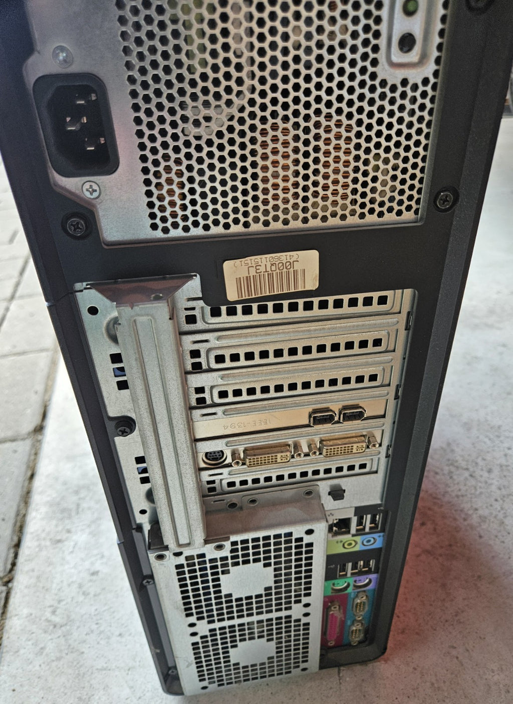 PC Dell Precision T5400 XEON Workstation, J00Q3TJ, Windows Vista Used Working