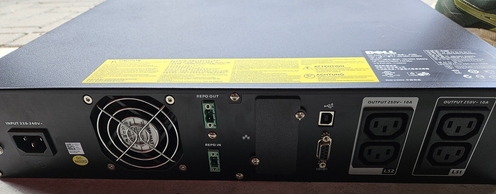 DELL 1000W USV Rack UPS J718N 1000VA 19 Zoll, 2HE, 0J718N, TOP NEUW. BITTE LESEN