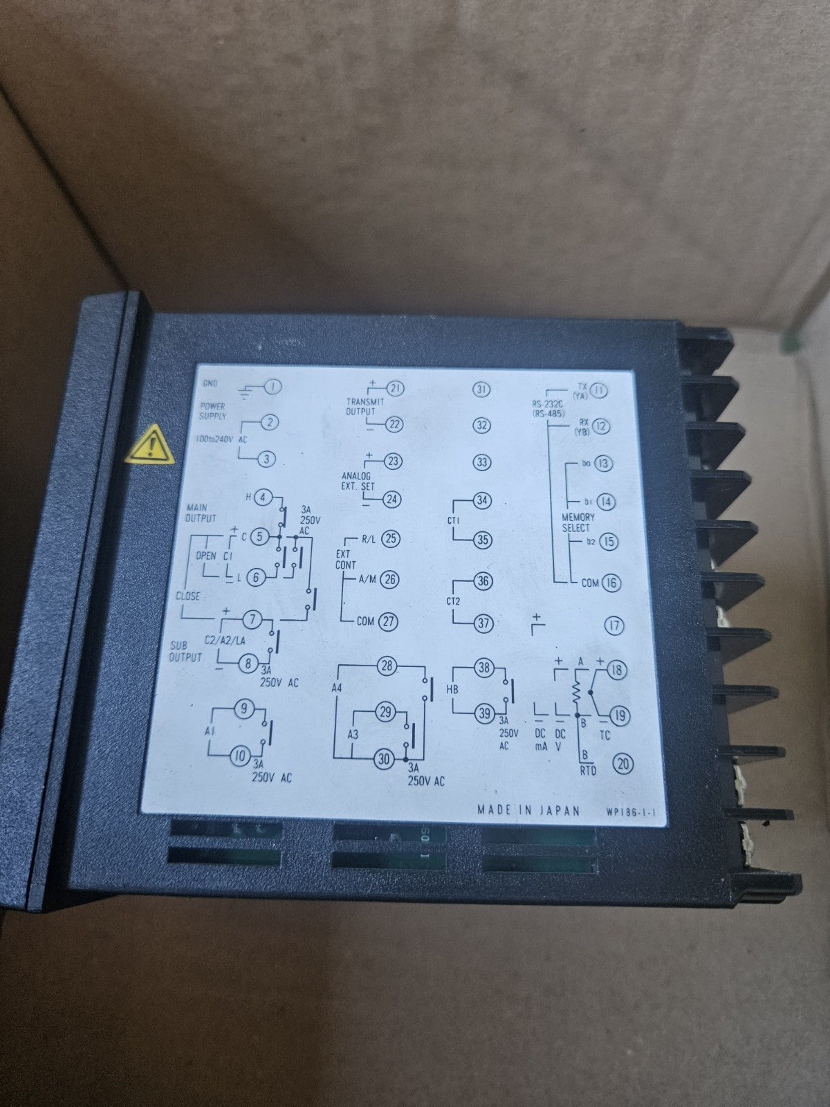 Shinko FCD-13A-A/M BK.TAA25M Serial 099F00010 Controller Neu New  Unused