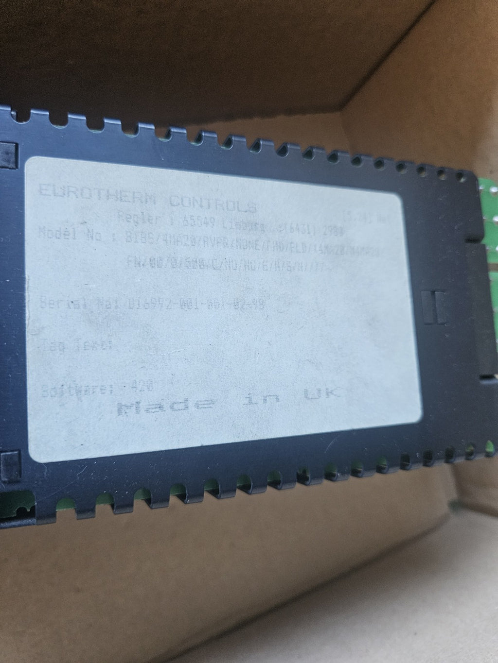 EUROTHERM 818S/4MA20/RVPR/NONE/FHD/FLD/X4MA20/M4MA20 Neu New Unused, Vers.420