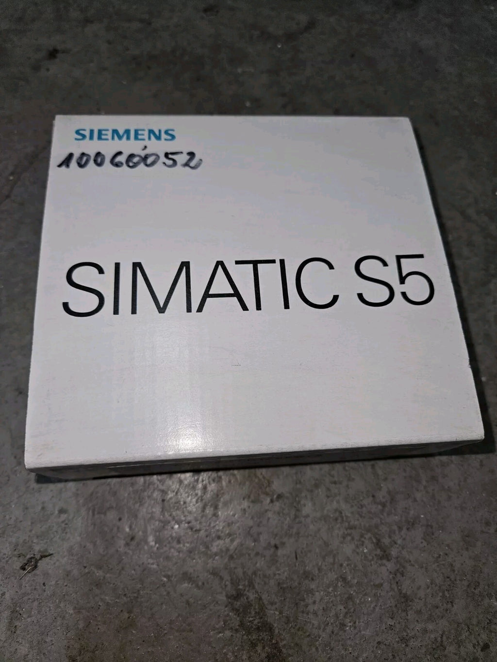 Siemens Simatic 6ES5 482-8MA13, Brand New In Box Sealed, Neu/ovp, Unopened