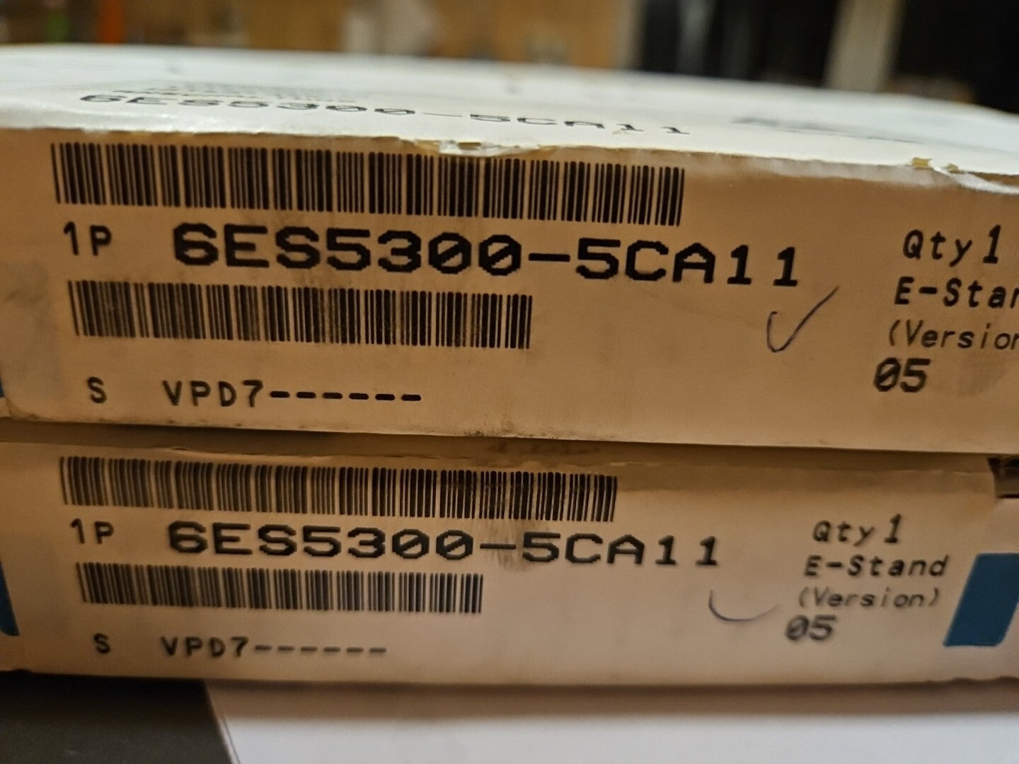 SIEMENS SIMATIC S5 6ES5300-5CA11 6ES5300-5CA11 E-Stand: Version 05 Sealed Neu!!