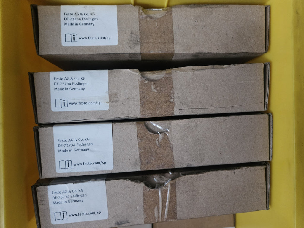 Festo ADVU-125-A-P-AABB3 ADVU125APAABB3, 758055 Verschleißteilsatz -unused/OVP-
