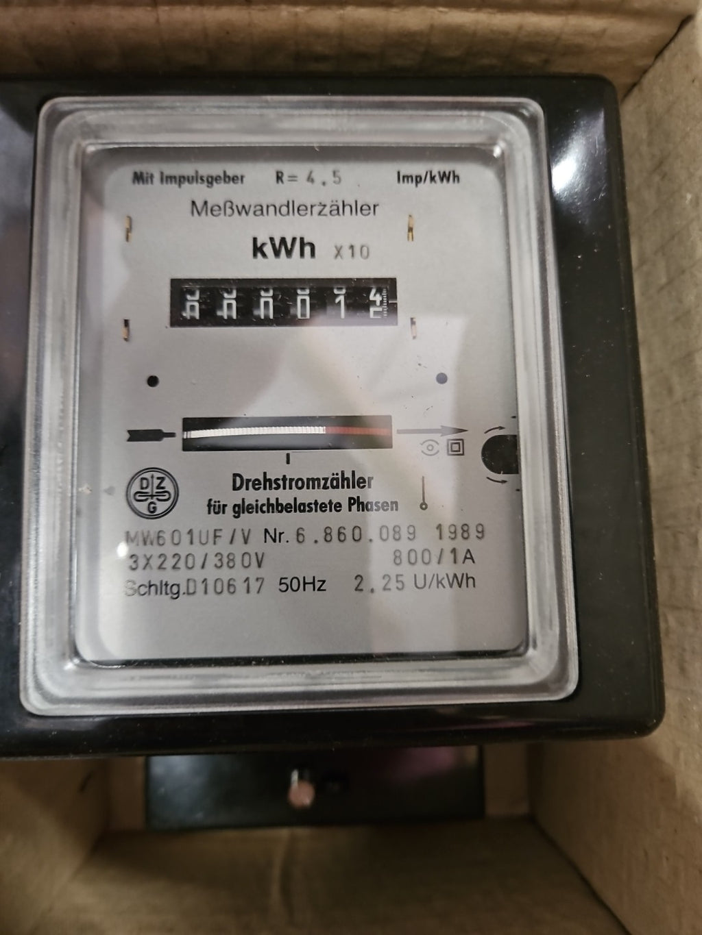 D.Z.G. D10617, Meßwandlerzähler MW601UF/V 1,2 U/KWH, 3x220/380V Neu/OVP,new