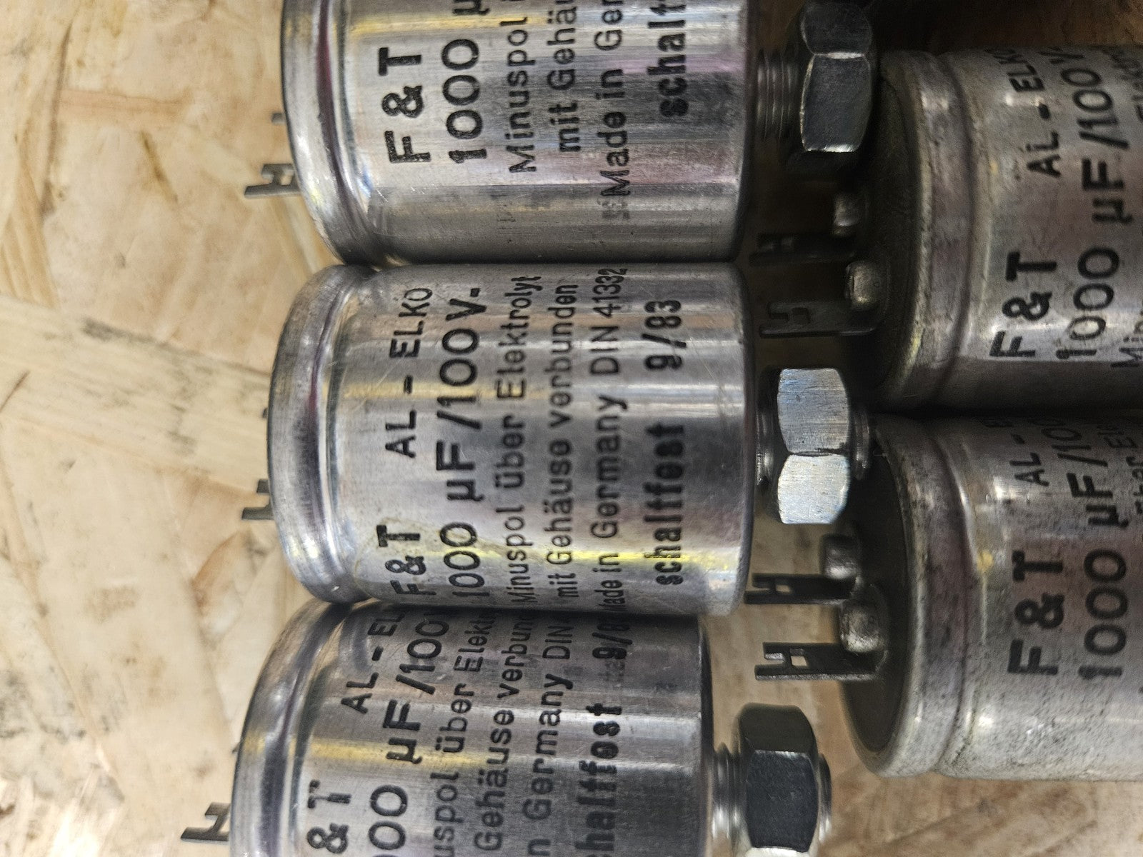 F&T SIEMENS AL-ELKO 1000 µF/100V capacitor Kondensator New Unused Neu
