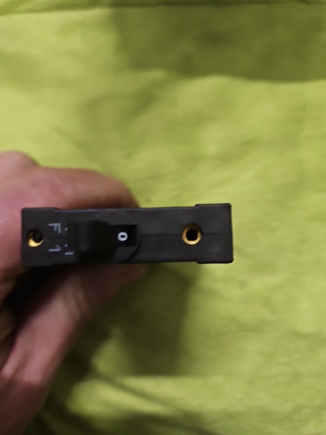 1 x ETA E-T-A Schutzschalter 2210-S211-P1F1-H111 1A Therm.Schalter Neu Unbenutzt