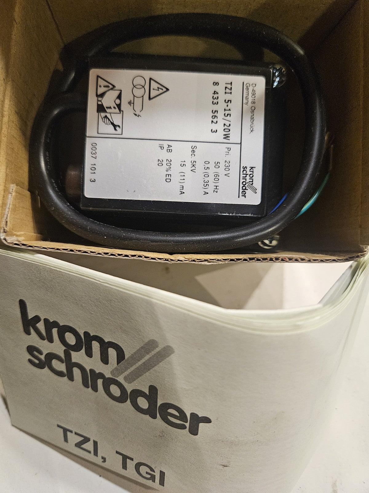 Krom Schroeder TZI 5-15/20W Ignition Transformer Zünd-Transformator 84335623,NEU