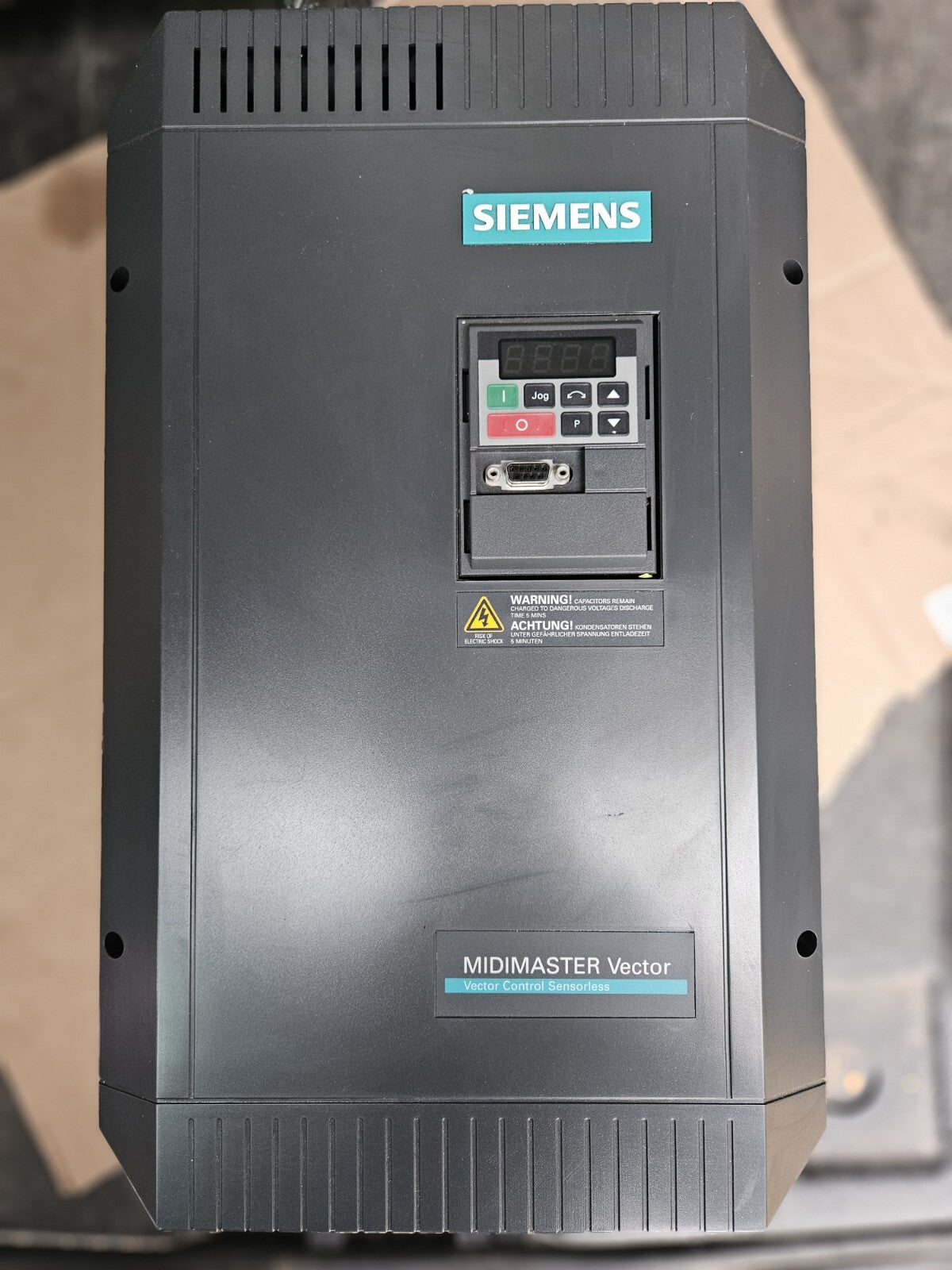 SIEMENS 6SE3222-4DG40 MIDIMASTER VECTOR 15HP / 11 kW Fully Working Condition