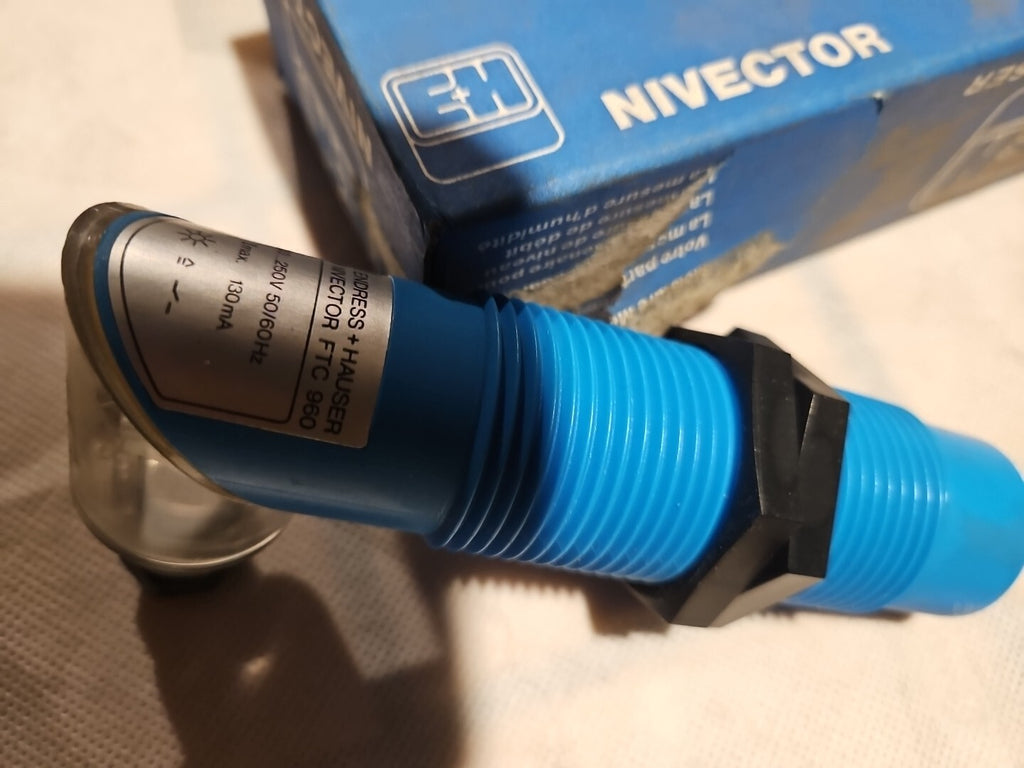 E+H Endress+Hauser FTC 960 Nivector  Grenzschalter Füllstand FTC960 Neu/OVP, New