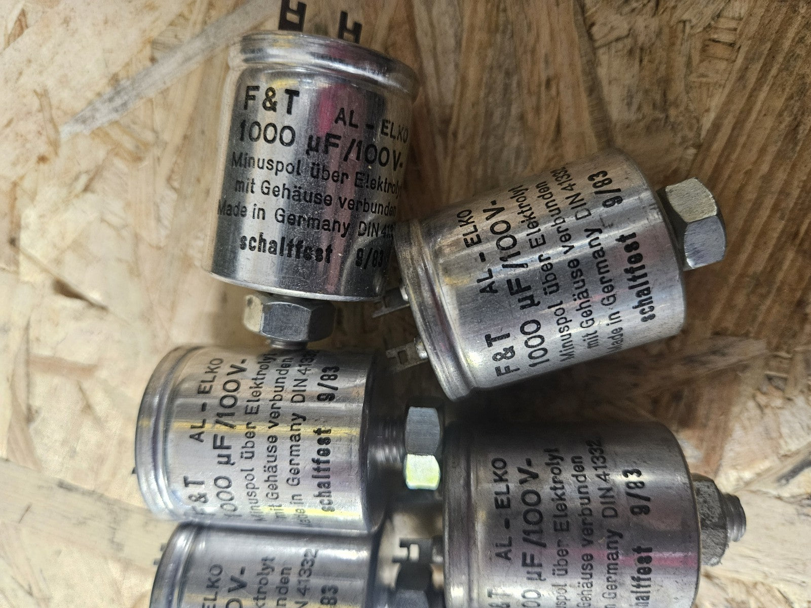F&T SIEMENS AL-ELKO 1000 µF/100V capacitor Kondensator New Unused Neu