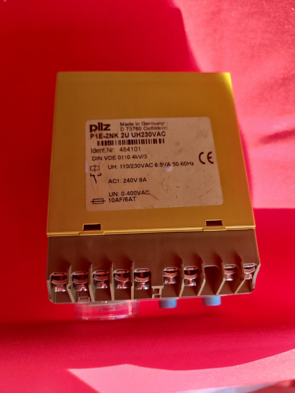 PILZ P1E-2NK 2U UH230VAC / P1E2NK2UUH230VAC, 484101, 6,5VA New Old Stock