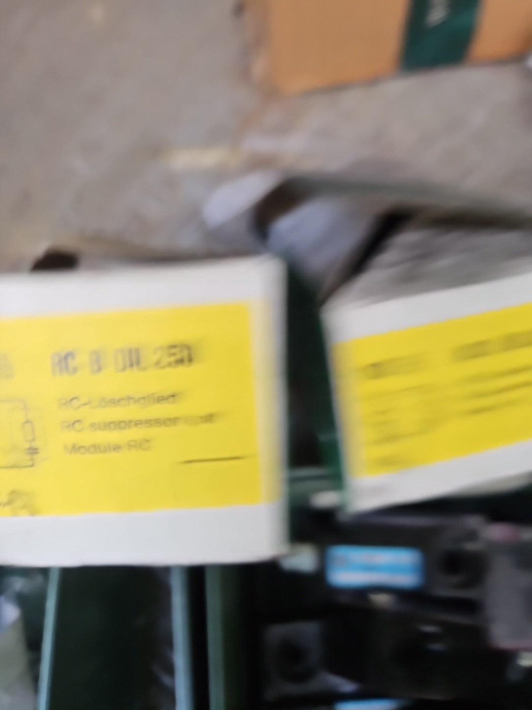 1xKLOECKNER MOELLER RC B DIL 250 RC SUPPRESS0R Löschglied 110-250V Neu New 41253