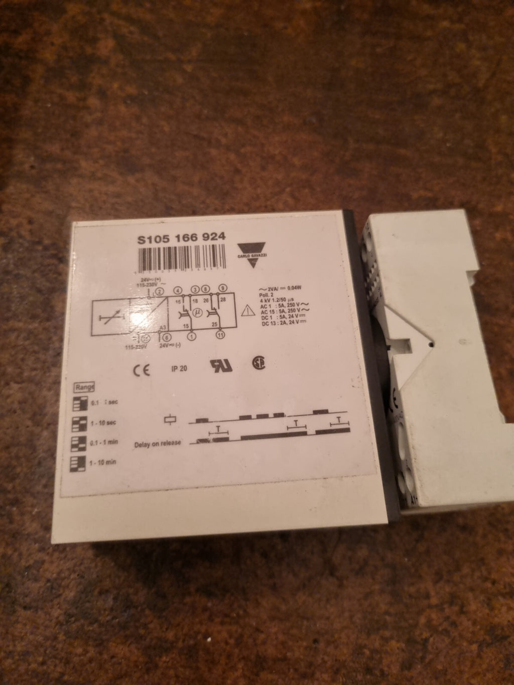 Carlo Gavazzi S105 166 924 Timer 115-230v 50/60hz neu, new unused