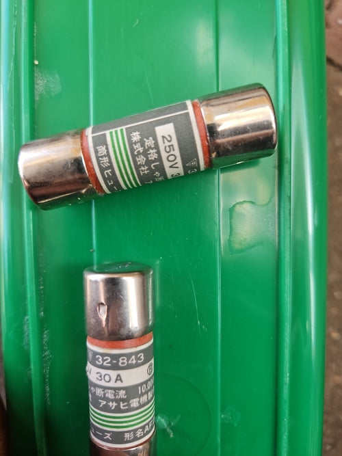 2 x FUSE 250V/30A, 32-843, NEW OLD STOCK, AF2N, 10.000A UNUSED