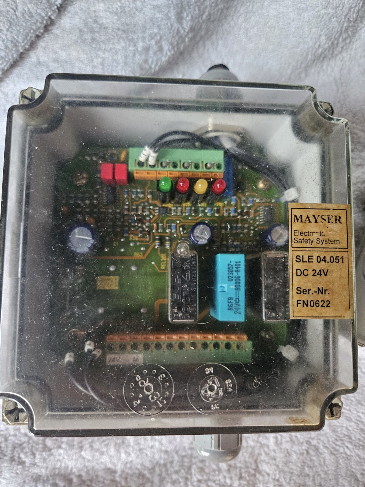 1 x Mayser Safety Control Unit Board/Card W/Enclosure, SLE 04-051, 24VDC tested