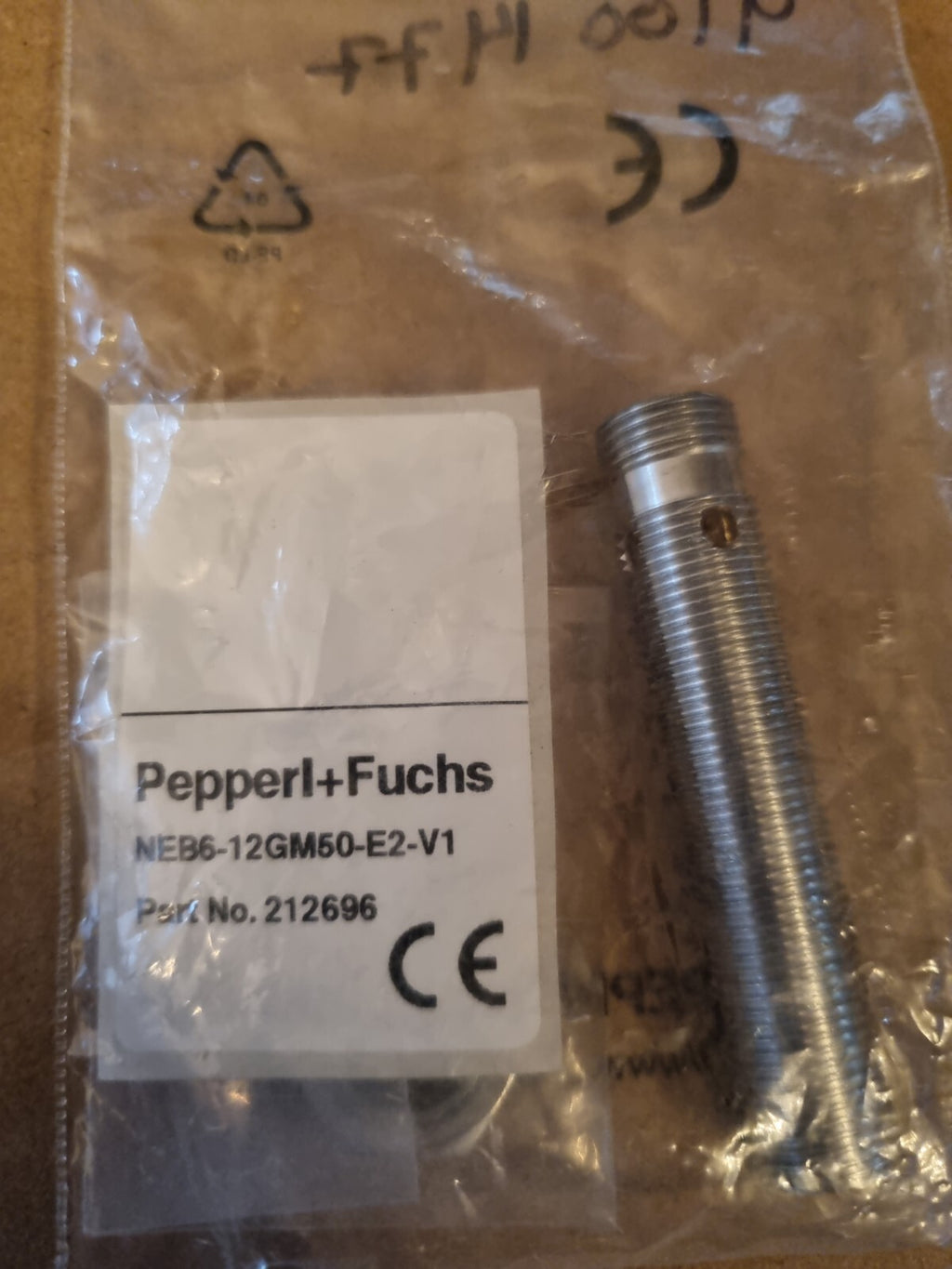 1Pc Pepperl+Fuchs NEB6-12GM50-E2-V1 NEB612GM50E2V1 vb