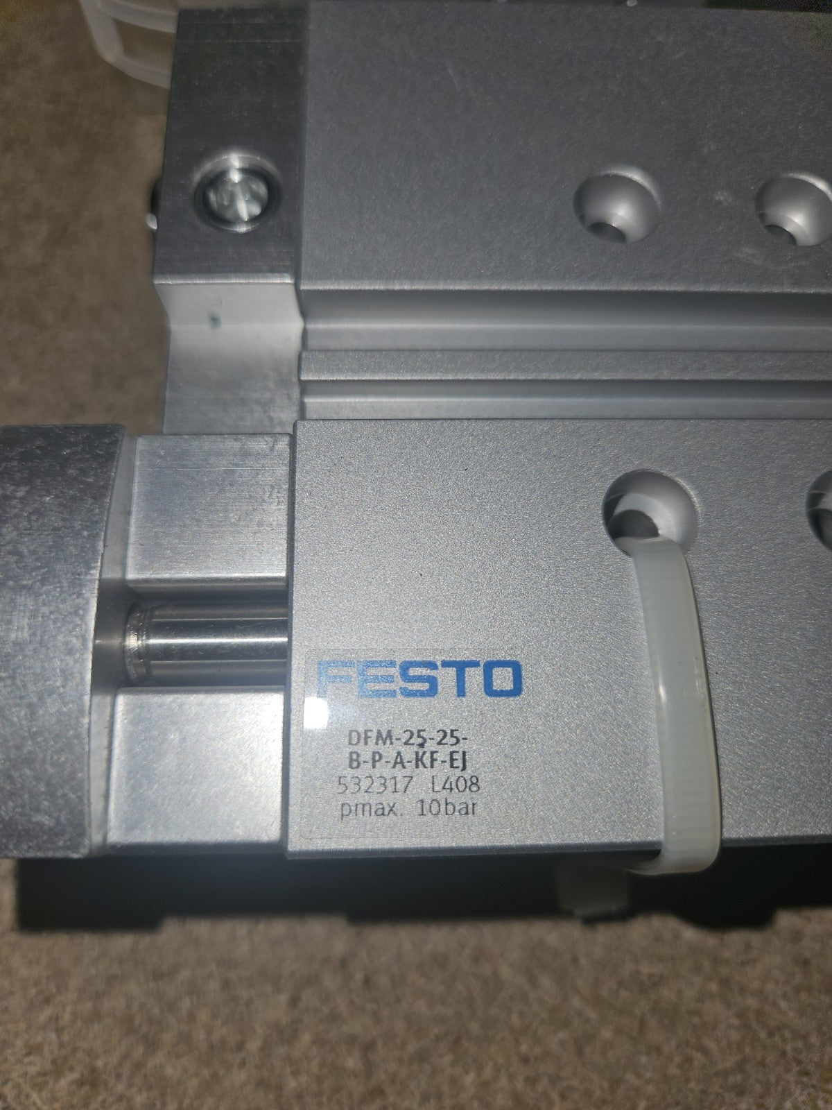 FESTO 532317, Führungszylinder  DFM-25-25-B-P-A-KF-EJ, Neu New Unused Unbenutzt