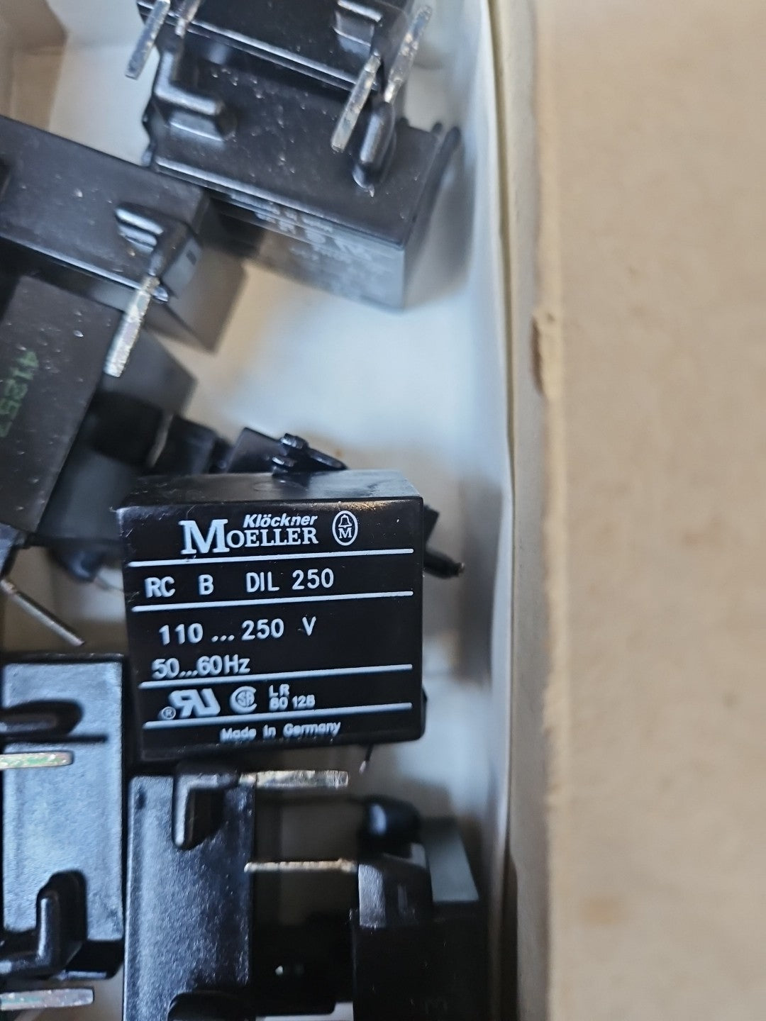 1xKLOECKNER MOELLER RC B DIL 250 RC SUPPRESS0R Löschglied 110-250V Neu New 41253