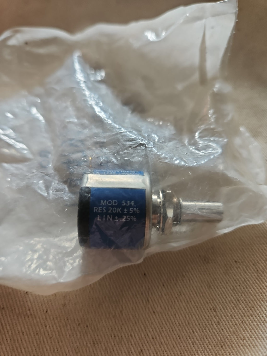 Farnell 114-4791, Vishay Spectrol 534 Res 20K,  Poti, new in Sealed bag, Unused