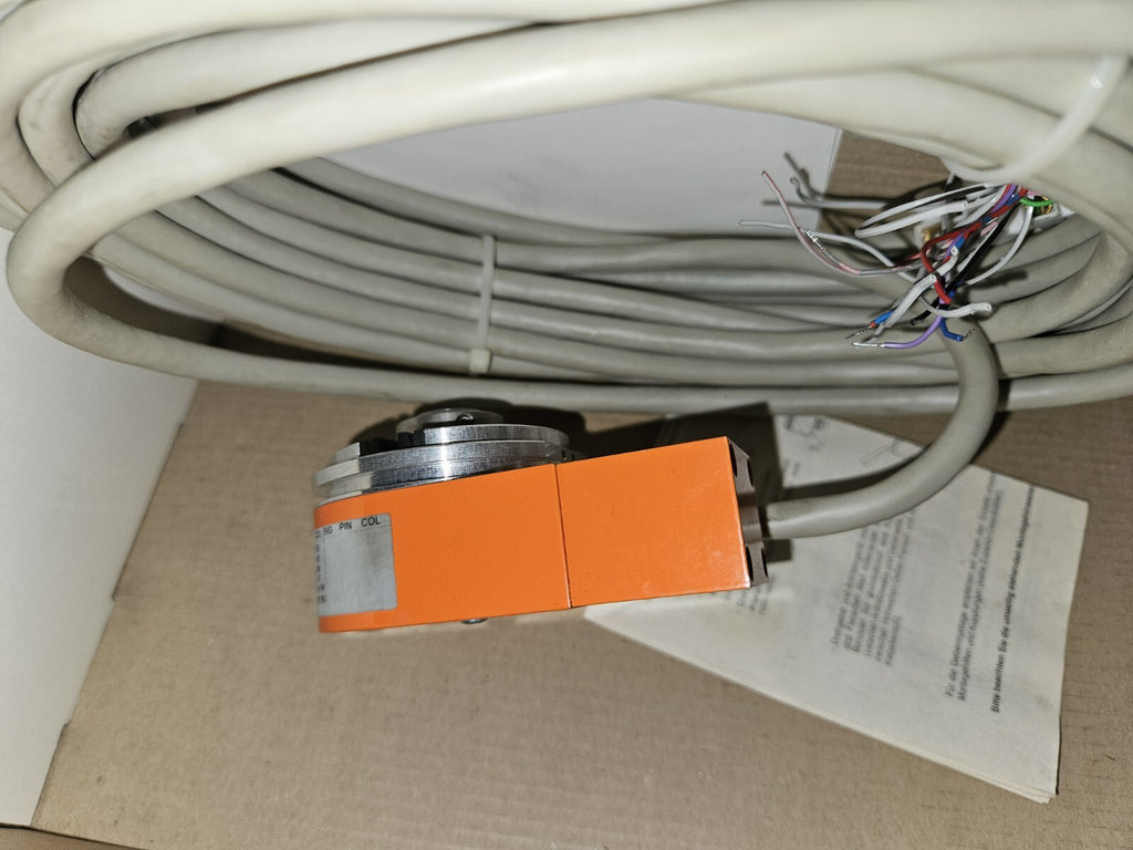 Kübler 8.5882.1626.2004 Incremental Encoder Neu/Ovp, Unbenutzt!! Worldwide Ship.