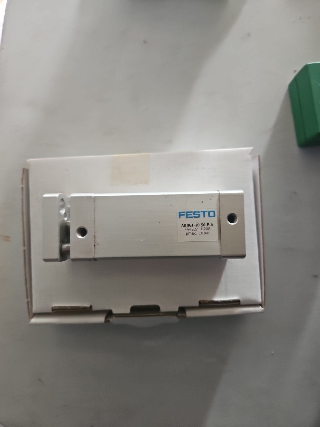 FESTO ADNGF-20-50-P-A  554227 Neu, Unbenutzt, New Unused