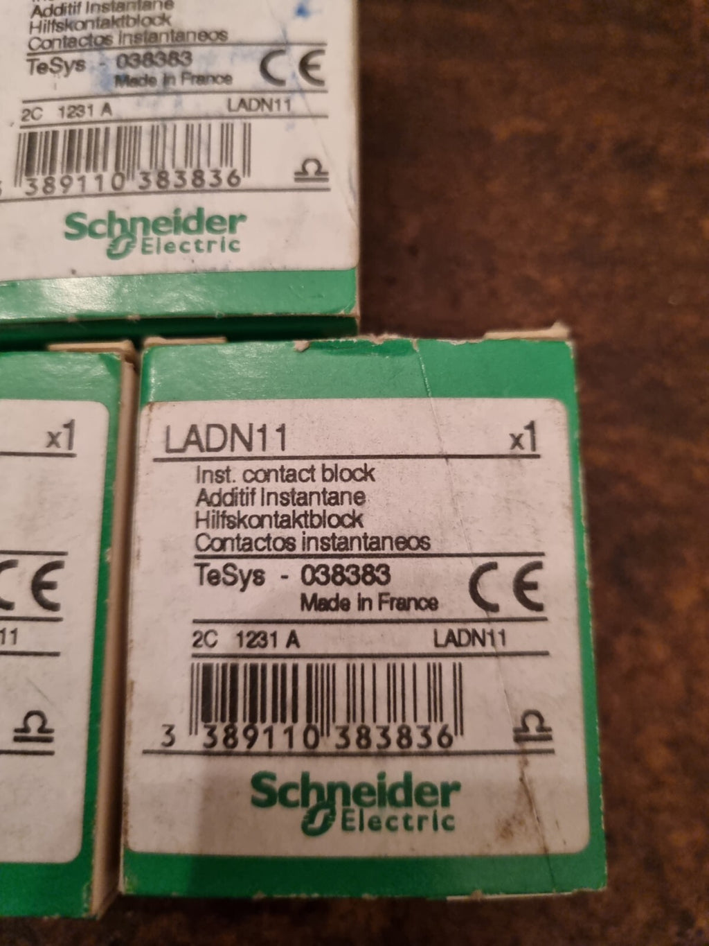 Lot of 3 x Schneider Electric LADN11 TeSys 038383 new in box 3 Stück 