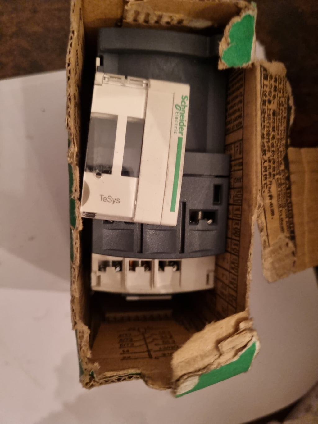 Schneider Electric 035371 TeSys Control Schütz LC1D12BD Contactor
