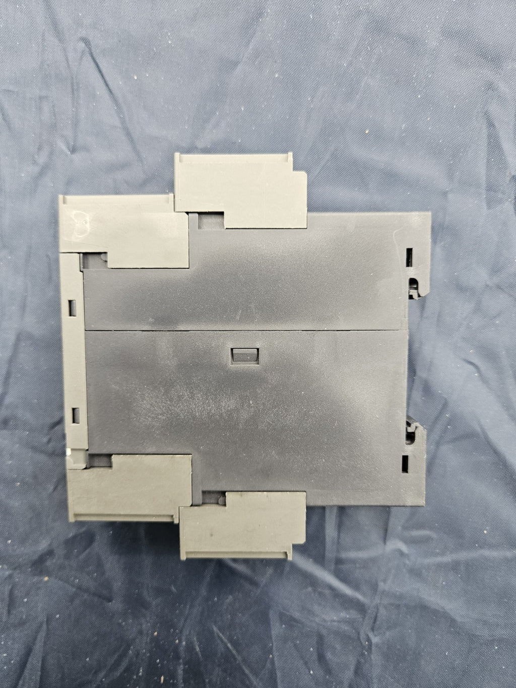 ABB Temperaturmonitor 1SAR700013R0005, C511.03-24, PT100 24VCA New/No Box Neu