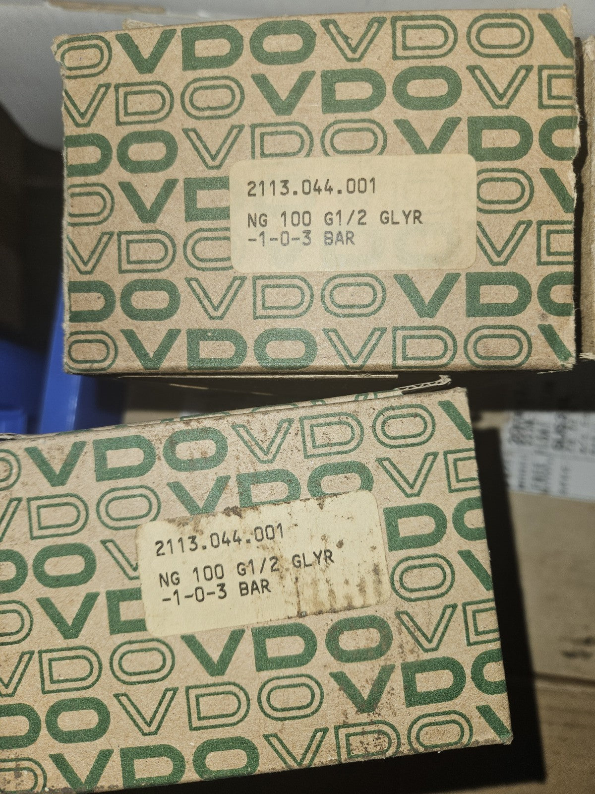 VDO Windsor Manometer NG 100 G1/2 GLYR 2113.044.001,pressure gauge -1/+3bar,New