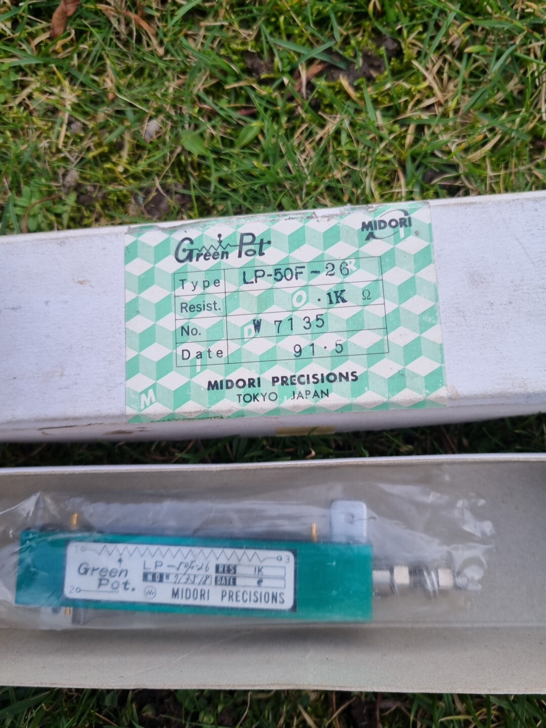 MIDORI LP-50F-26 POTENTIOMETER GREEN POT new old Stock, neu/ovp