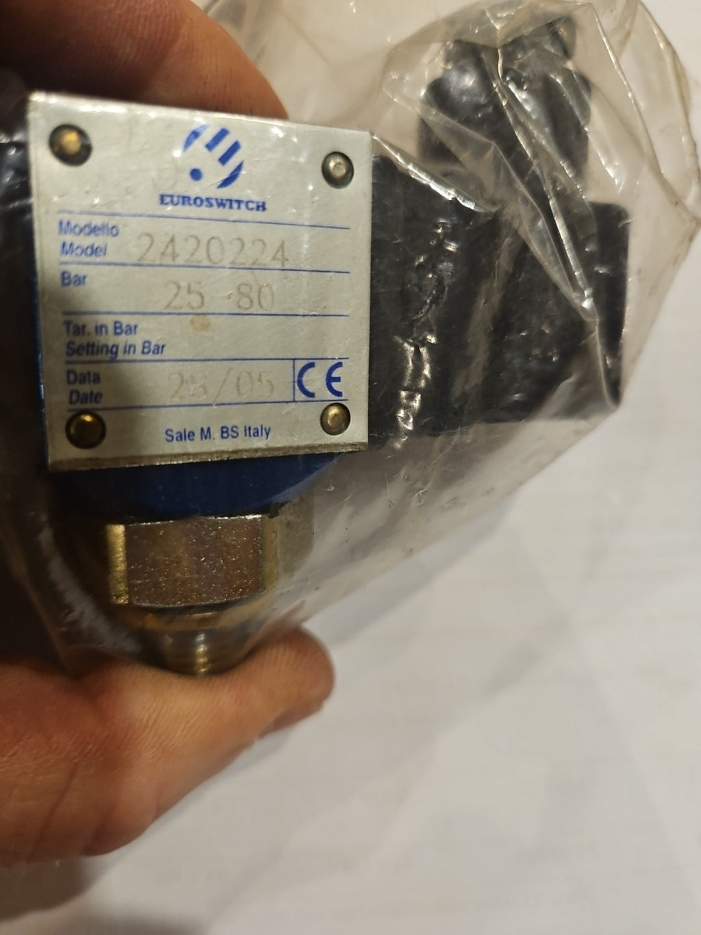 EUROSWITCH Model  2420224 Pressure Switch 25-80 bar New Neu Unused Unbenutzt